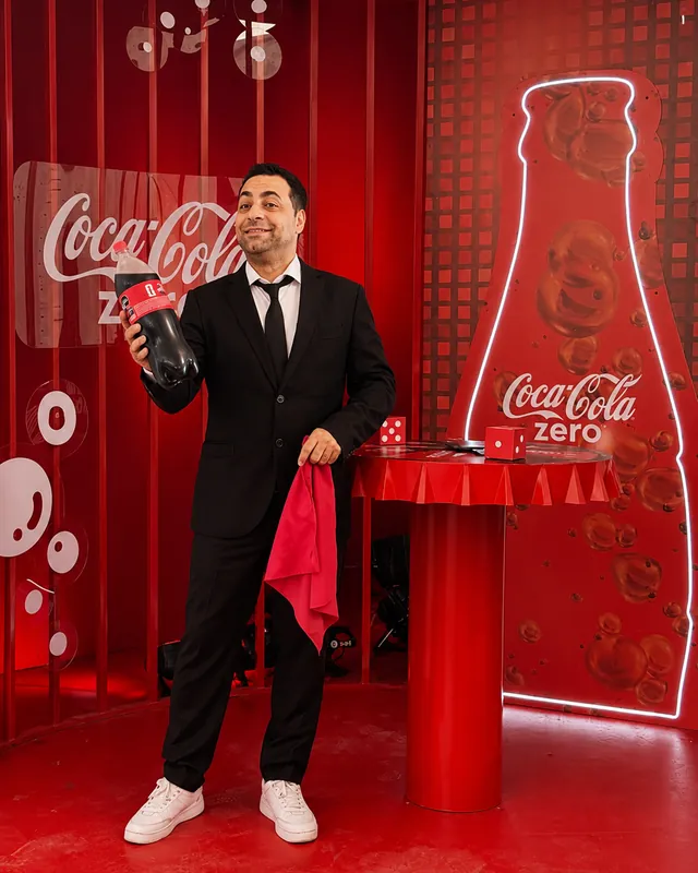 Komodín en el stand de Coca-Cola Zero